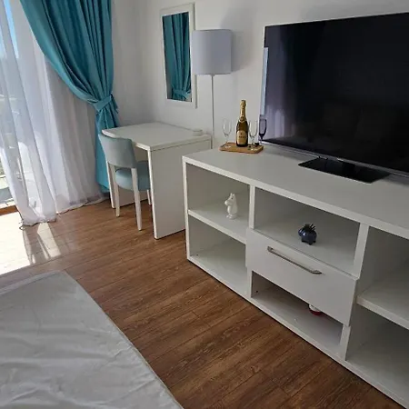 Apartment Sunset View Blaxy By Dany Olimp